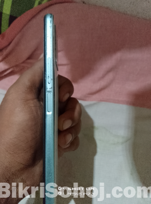 Vivo y21